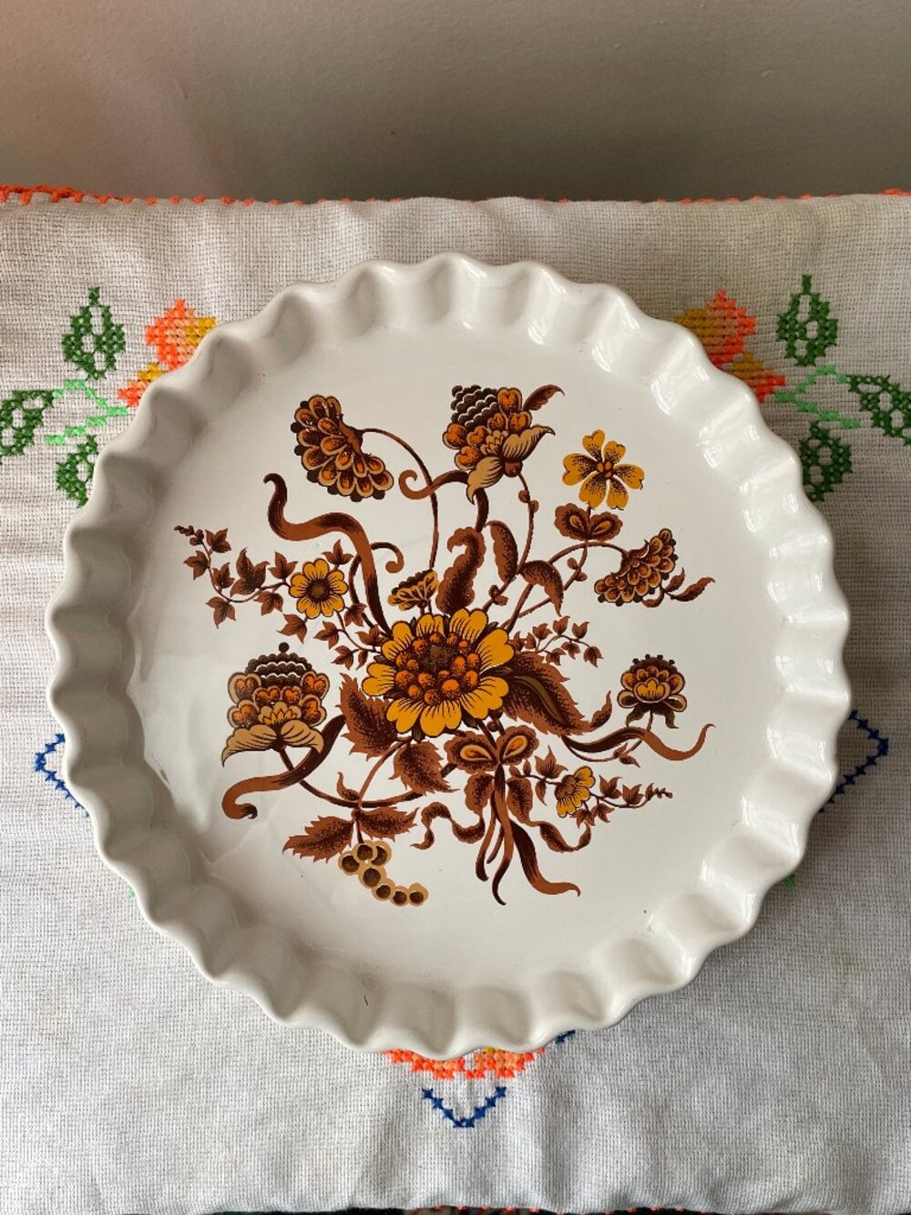 Vintage Ulster Ceramics Floral Bouquet Tart Pan